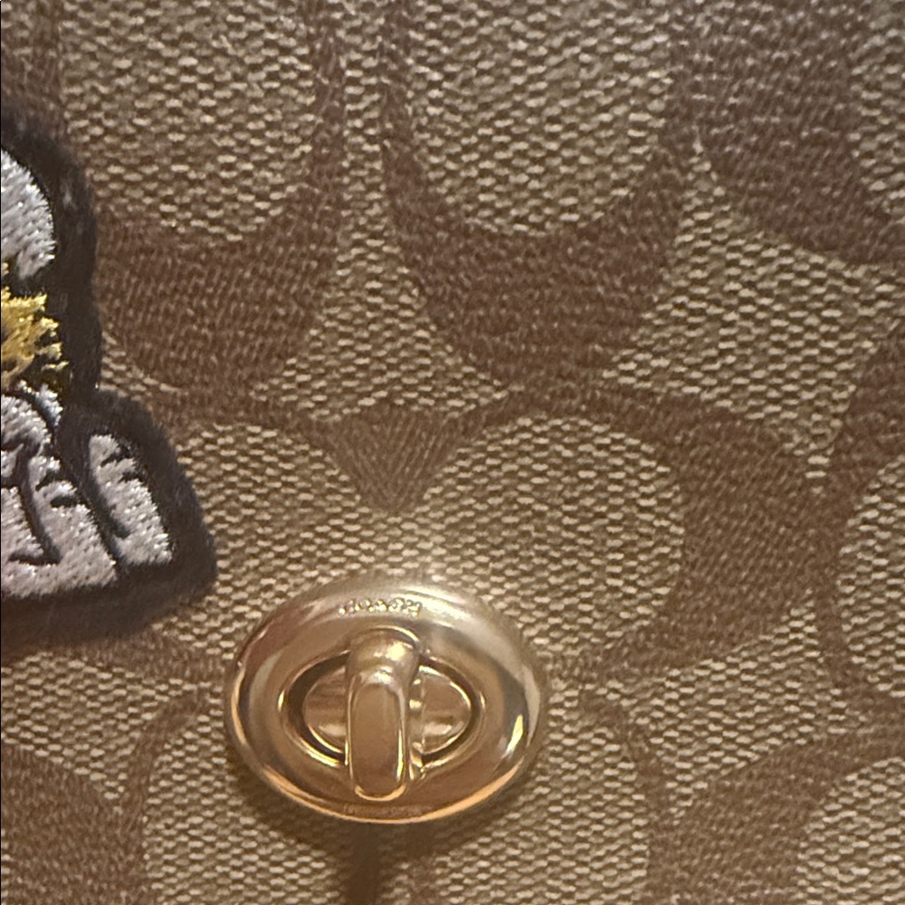 Coach Brown Crossbody Bag with Snoopy Patch - Picture 2 of 7